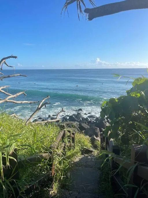 Burleigh Beach 1 Bed Top Location Gold Coast Australia