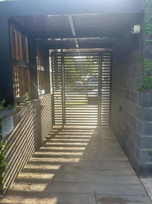 Burleigh Beach 1 Bed Top Location Gold Coast